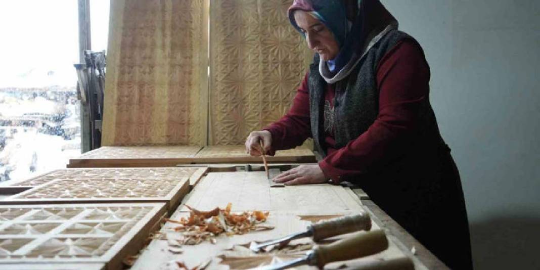 Selçuklu ve Osmanlı motifleriyle dikkat çekiyor: Hobisi şehir dışı siparişlerine kadar taştı 4